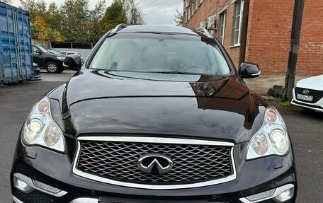 Infiniti QX50 I рестайлинг, 2017 год, 2 400 000 рублей, 28 фотография