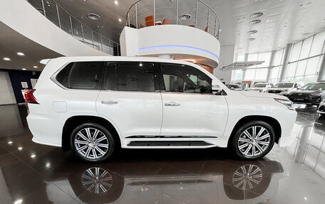 Lexus LX III, 2017 год, 10 304 000 рублей, 4 фотография