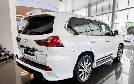 Lexus LX III, 2017 год, 10 304 000 рублей, 5 фотография