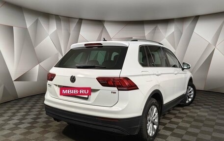 Volkswagen Tiguan II, 2017 год, 2 145 150 рублей, 2 фотография