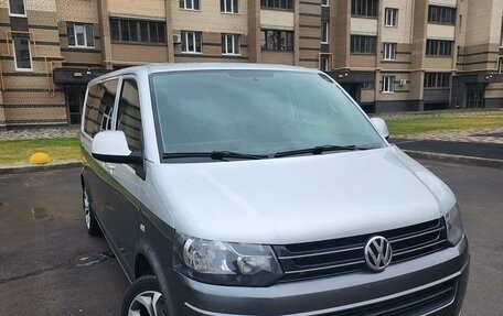 Volkswagen Transporter T5 рестайлинг, 2011 год, 2 250 000 рублей, 3 фотография