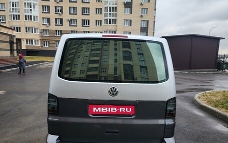 Volkswagen Transporter T5 рестайлинг, 2011 год, 2 250 000 рублей, 6 фотография