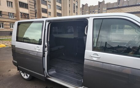 Volkswagen Transporter T5 рестайлинг, 2011 год, 2 250 000 рублей, 18 фотография