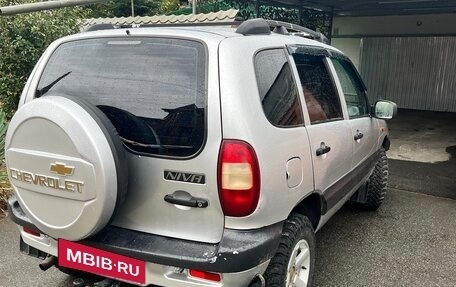 Chevrolet Niva I рестайлинг, 2003 год, 500 000 рублей, 3 фотография