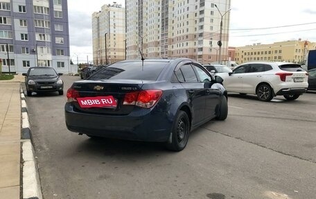 Chevrolet Cruze II, 2010 год, 760 000 рублей, 8 фотография