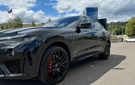 Maserati Levante I, 2020 год, 6 300 000 рублей, 3 фотография