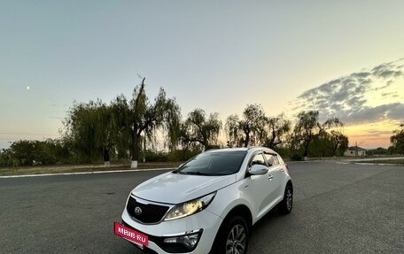 KIA Sportage III, 2015 год, 1 560 000 рублей, 2 фотография