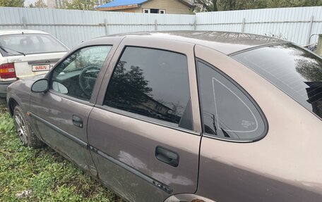 Opel Vectra B рестайлинг, 1998 год, 130 000 рублей, 2 фотография