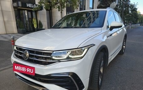 Volkswagen Tiguan II, 2021 год, 3 950 000 рублей, 9 фотография