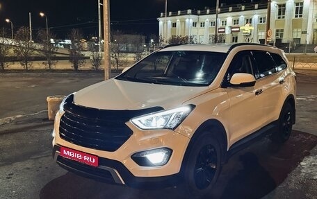 Hyundai Santa Fe III рестайлинг, 2014 год, 2 300 000 рублей, 1 фотография