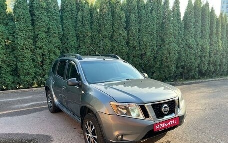 Nissan Terrano III, 2014 год, 1 040 000 рублей, 1 фотография