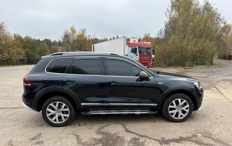 Volkswagen Touareg III, 2013 год, 3 050 000 рублей, 4 фотография