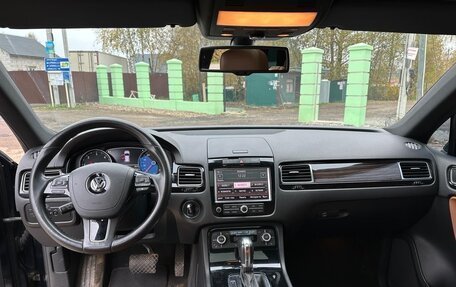 Volkswagen Touareg III, 2013 год, 3 050 000 рублей, 11 фотография