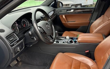 Volkswagen Touareg III, 2013 год, 3 050 000 рублей, 10 фотография