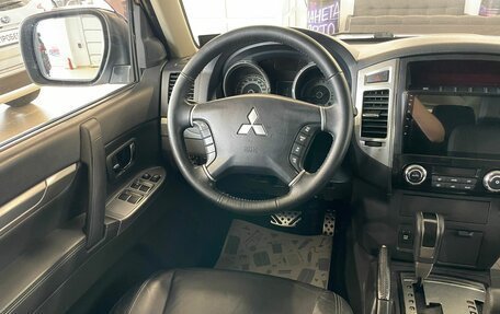 Mitsubishi Pajero IV, 2015 год, 2 999 000 рублей, 14 фотография