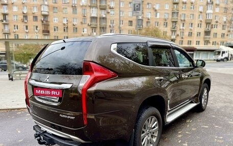 Mitsubishi Pajero Sport III рестайлинг, 2017 год, 2 850 000 рублей, 8 фотография