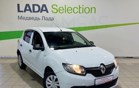 Renault Sandero II рестайлинг, 2016 год, 637 000 рублей, 3 фотография