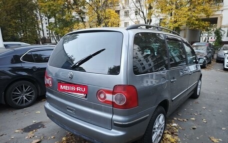 Volkswagen Sharan I рестайлинг, 2005 год, 635 000 рублей, 4 фотография