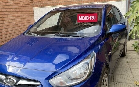 Hyundai Solaris II рестайлинг, 2011 год, 765 000 рублей, 2 фотография