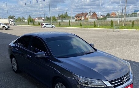 Honda Accord IX рестайлинг, 2013 год, 1 650 000 рублей, 2 фотография