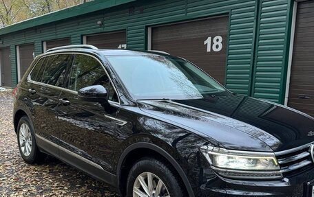 Volkswagen Tiguan II, 2017 год, 2 200 000 рублей, 6 фотография