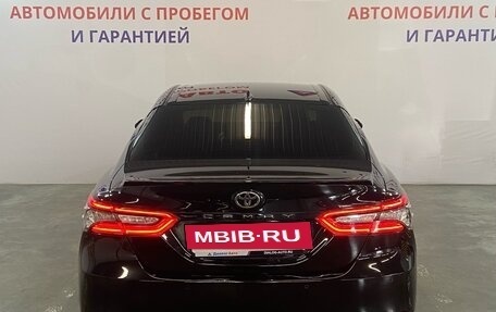 Toyota Camry, 2021 год, 3 185 000 рублей, 5 фотография