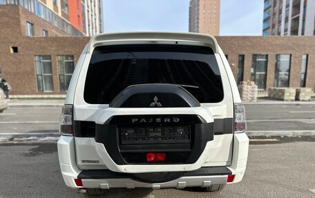 Mitsubishi Pajero IV, 2014 год, 3 199 000 рублей, 4 фотография