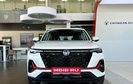 Changan CS35PLUS, 2023 год, 2 399 900 рублей, 3 фотография