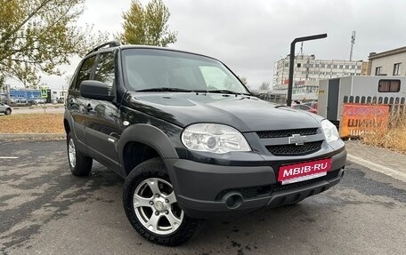 Chevrolet Niva I рестайлинг, 2013 год, 619 900 рублей, 1 фотография