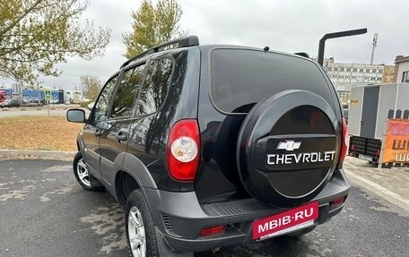 Chevrolet Niva I рестайлинг, 2013 год, 619 900 рублей, 8 фотография