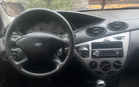 Ford Focus IV, 2001 год, 245 000 рублей, 4 фотография