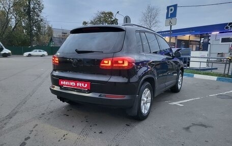 Volkswagen Tiguan I, 2011 год, 2 200 000 рублей, 3 фотография