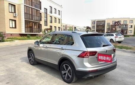 Volkswagen Tiguan II, 2017 год, 3 200 000 рублей, 7 фотография