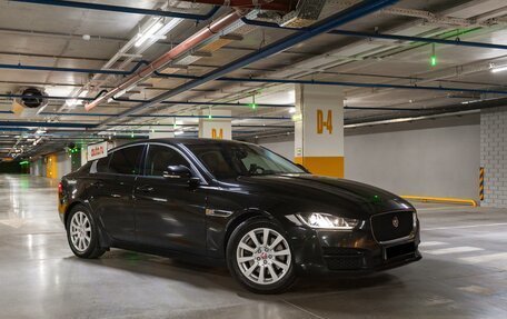 Jaguar XE I рестайлинг, 2018 год, 2 690 000 рублей, 2 фотография