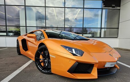 Lamborghini Aventador I рестайлинг, 2013 год, 28 875 000 рублей, 4 фотография