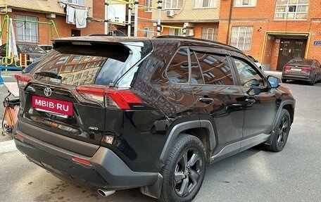 Toyota RAV4, 2021 год, 3 250 000 рублей, 3 фотография