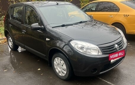 Renault Sandero I, 2011 год, 700 000 рублей, 2 фотография