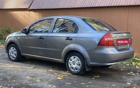 Chevrolet Aveo III, 2010 год, 550 000 рублей, 2 фотография