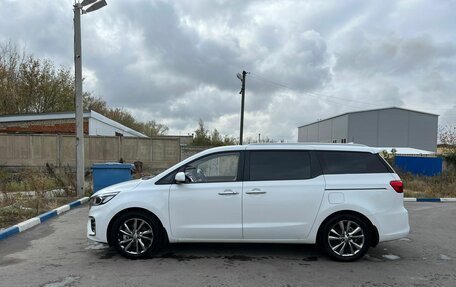 KIA Carnival III, 2018 год, 3 100 000 рублей, 14 фотография