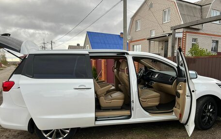 KIA Carnival III, 2018 год, 3 100 000 рублей, 35 фотография