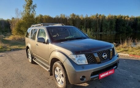 Nissan Pathfinder, 2007 год, 1 050 000 рублей, 1 фотография