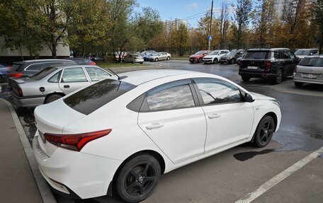 Hyundai Solaris II рестайлинг, 2018 год, 1 450 000 рублей, 13 фотография