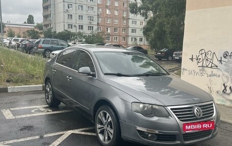 Volkswagen Passat B6, 2005 год, 605 000 рублей, 3 фотография