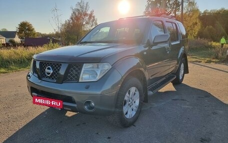 Nissan Pathfinder, 2007 год, 1 050 000 рублей, 2 фотография