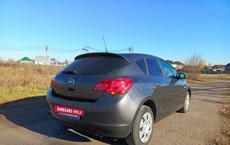 Opel Astra J, 2011 год, 650 000 рублей, 4 фотография