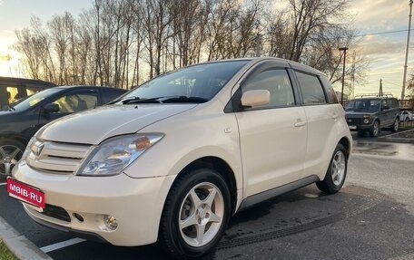 Toyota Ist II, 2004 год, 680 000 рублей, 1 фотография