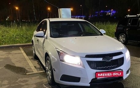 Chevrolet Cruze II, 2012 год, 580 000 рублей, 2 фотография