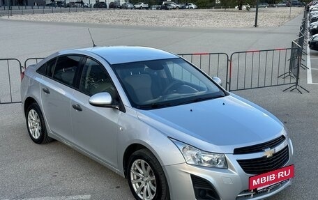 Chevrolet Cruze II, 2013 год, 997 000 рублей, 9 фотография