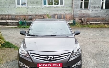 Hyundai Solaris II рестайлинг, 2015 год, 1 150 000 рублей, 6 фотография