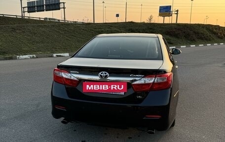 Toyota Camry, 2012 год, 1 830 000 рублей, 7 фотография